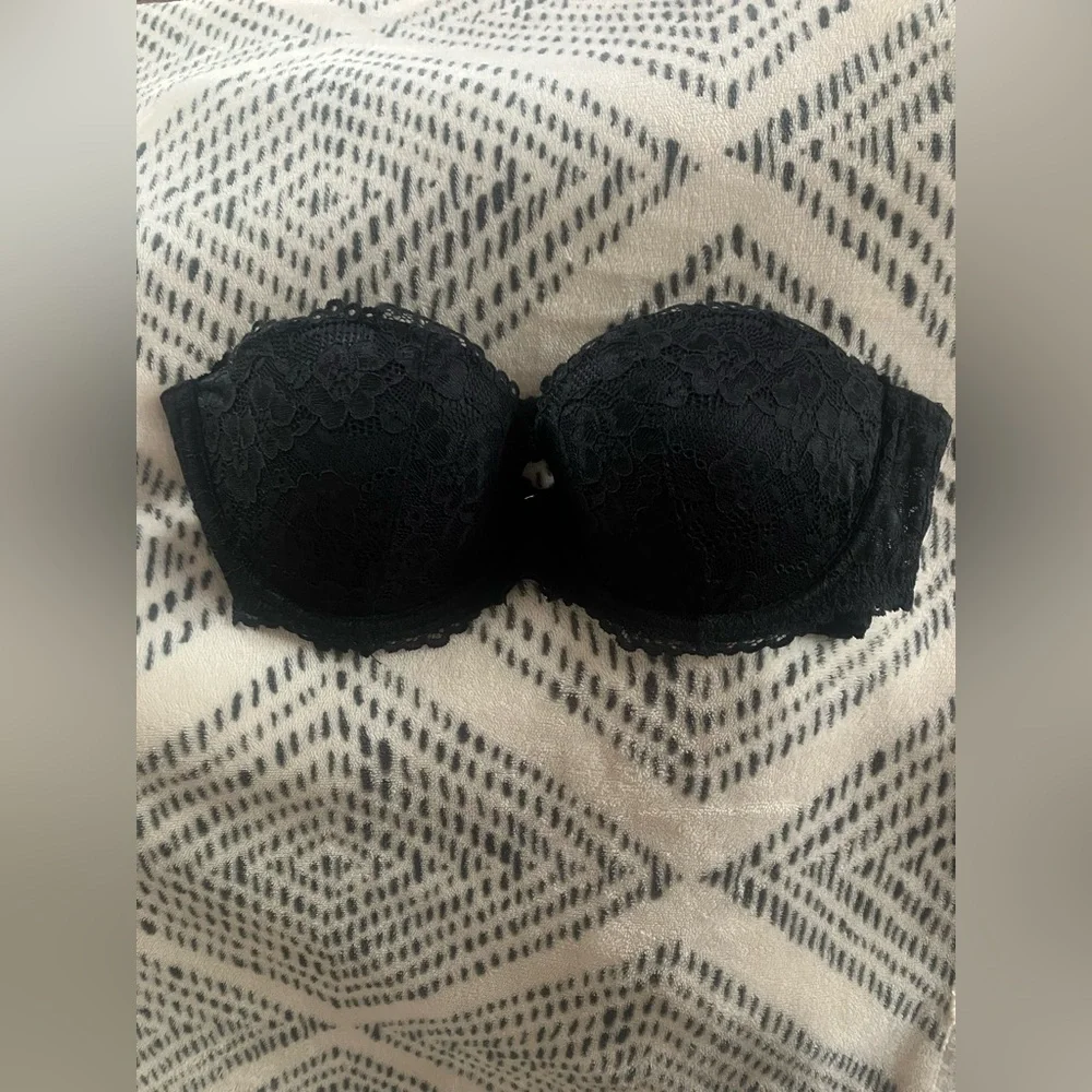 H&M black strapless bra - Picture 1 of 6